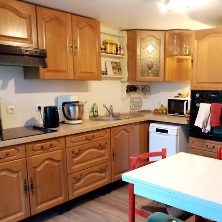 Chalet Pour Deux Personnes Saint-Pierre-du-Lorouër Екстериор снимка